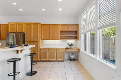 8508 Felino Court, Vallejo, CA 94591 - Photo 6