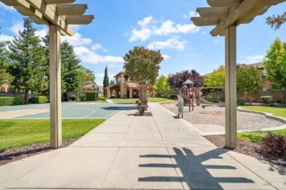 8508 Felino Court, Vallejo, CA 94591 - Photo 32