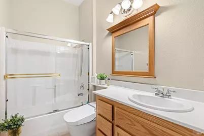 455 Marvin Gardens Drive, Vacaville, CA 95687 - Photo 20
