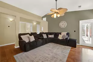 888 Sapphire Cir, Vacaville, CA 95687 - Photo 12