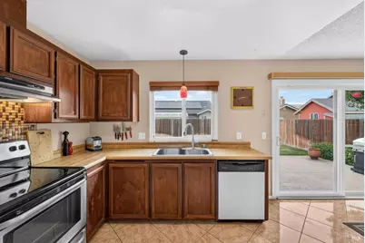 902 Pintail Drive, Suisun City, CA 94585 - Photo 16