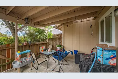 8276 Lancaster Drive, Cotati, CA 94931 - Photo 14