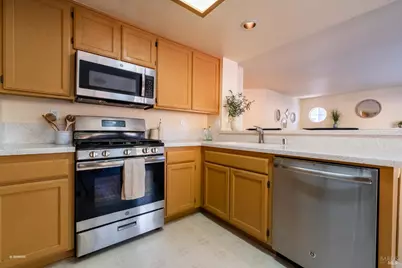 7036 Edinburgh Court, Windsor, CA 95492 - Photo 16