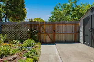 718 Marsh Dr, Napa, CA 94558 - Photo 10