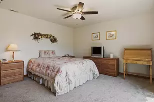 718 Marsh Dr, Napa, CA 94558 - Photo 24