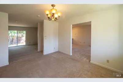 6356 San Francisco Court, Rohnert Park, CA 94928 - Photo 8