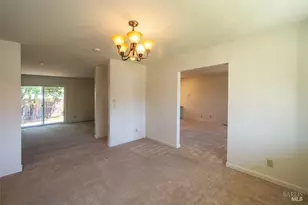 6356 San Francisco Ct, Rohnert Park, CA 94928 - Photo 8