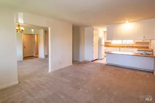 6356 San Francisco Ct, Rohnert Park, CA 94928 - Photo 2