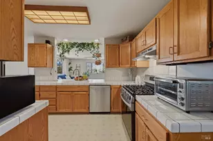 253 Circle Oaks Dr, Napa, CA 94558 - Photo 18