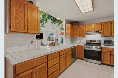 253 Circle Oaks Drive, Napa, CA 94558 - Photo 14