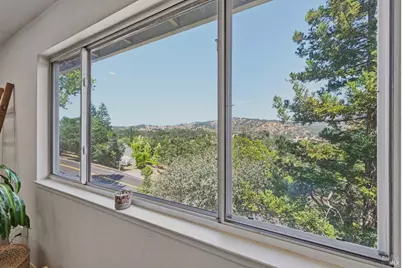 253 Circle Oaks Drive, Napa, CA 94558 - Photo 8