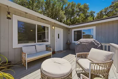 253 Circle Oaks Drive, Napa, CA 94558 - Photo 2