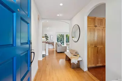 56 Las Casas Drive, San Rafael, CA 94901 - Photo 4
