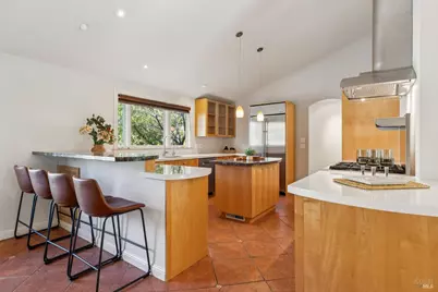 56 Las Casas Drive, San Rafael, CA 94901 - Photo 26
