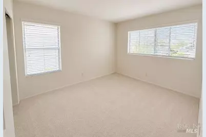 138 Del Oro Lagoon, Novato, CA 94949 - Photo 24