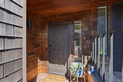 136 La Perdiz Court, San Rafael, CA 94903 - Photo 2