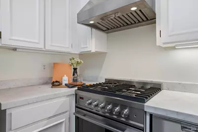 136 La Perdiz Court, San Rafael, CA 94903 - Photo 10