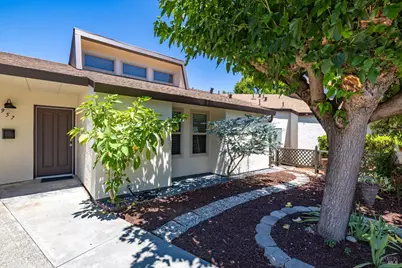 957 W 8th Street, Santa Rosa, CA 95401 - Photo 2