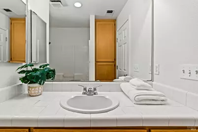 900 Chiles Avenue, Saint Helena, CA 94574 - Photo 18