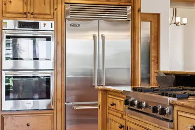 1685 Estee Avenue, Napa, CA 94558 - Photo 32