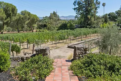 1685 Estee Avenue, Napa, CA 94558 - Photo 4