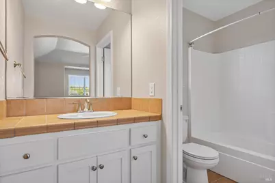 4728 Starbuck Avenue, Santa Rosa, CA 95409 - Photo 8