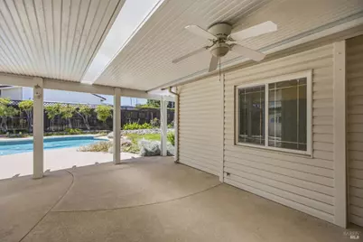342 N Alamo Drive, Vacaville, CA 95688 - Photo 32