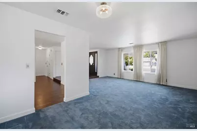 342 N Alamo Drive, Vacaville, CA 95688 - Photo 12