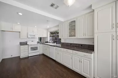 342 N Alamo Drive, Vacaville, CA 95688 - Photo 14