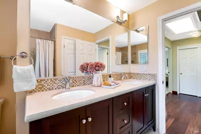 8 Racquet Court, Novato, CA 94947 - Photo 24