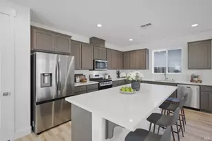 1588 Nightfall Ln, Fairfield, CA 94533 - Photo 8