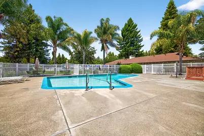 129 Walnut Circle, Rohnert Park, CA 94928 - Photo 38