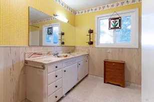 1051 Fabiola Dr, Napa, CA 94558 - Photo 12