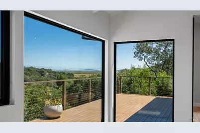 311 Grandview Avenue, Novato, CA 94945 - Photo 16