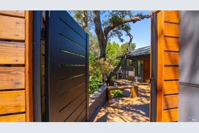 311 Grandview Avenue, Novato, CA 94945 - Photo 2