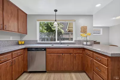 165 Pope Court, Santa Rosa, CA 95405 - Photo 14