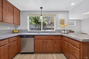165 Pope Ct, Santa Rosa, CA 95405 - Photo 14