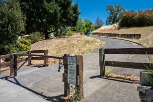 1142 Redwood Blvd, Novato, CA 94947 - Photo 44