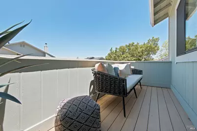 1142 Redwood Boulevard, Novato, CA 94947 - Photo 16