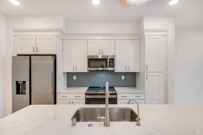324 Pear Tree Terrace #B, Napa, CA 94558 - Photo 8