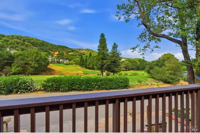 583 Fairway Drive, Novato, CA 94949 - Photo 8