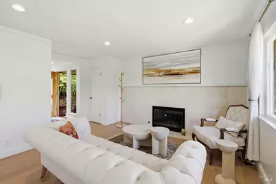 583 Fairway Drive, Novato, CA 94949 - Photo 16