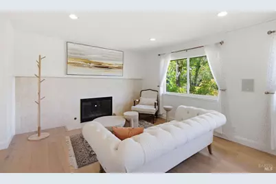 583 Fairway Drive, Novato, CA 94949 - Photo 16