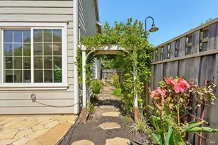 3 Buckhorn Ct, San Rafael, CA 94903 - Photo 32
