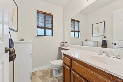 849 Falcon Way, Healdsburg, CA 95448 - Photo 14