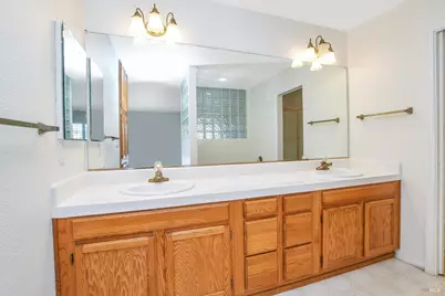 15 Knoll Drive, Fairfield, CA 94534 - Photo 18