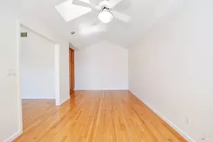 15 Knoll Dr, Fairfield, CA 94534 - Photo 8