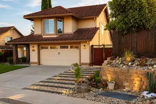106 Pepperell Ct, Vacaville, CA 95688 - Photo 4