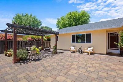 81 Temelec Circle, Sonoma, CA 95476 - Photo 2
