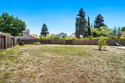2771 Woodmont Court, Fairfield, CA 94533 - Photo 26